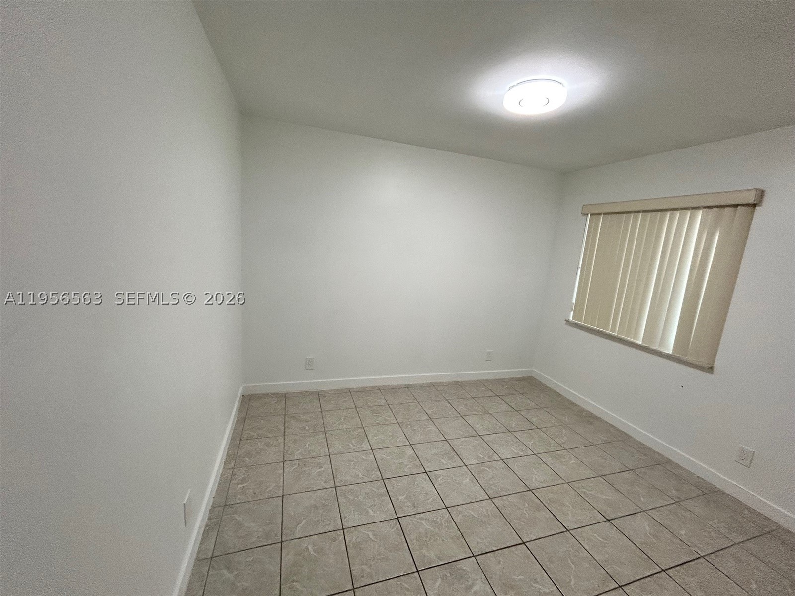 OAK TREE GARDEN CONDO - Residential