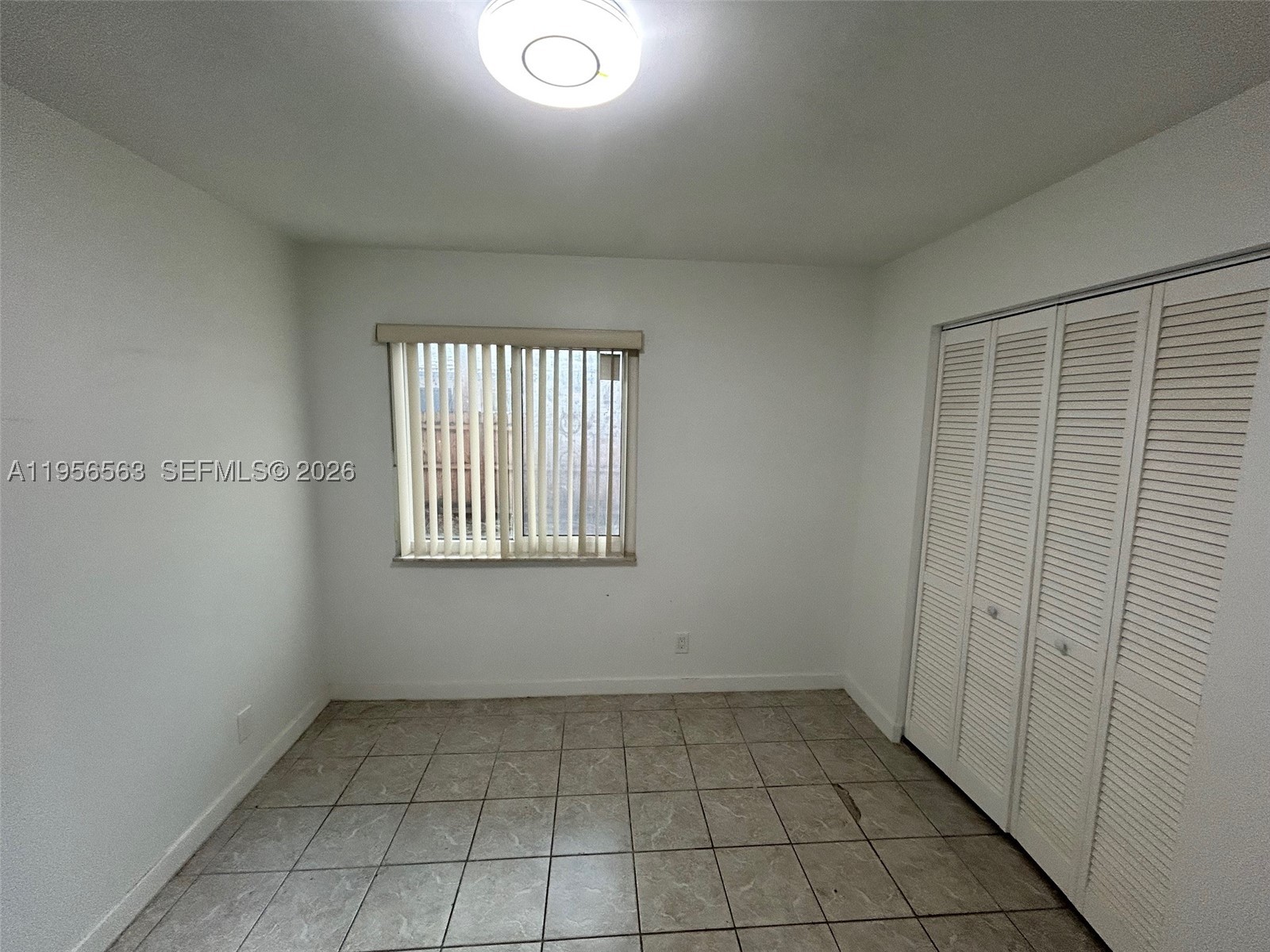 OAK TREE GARDEN CONDO - Residential