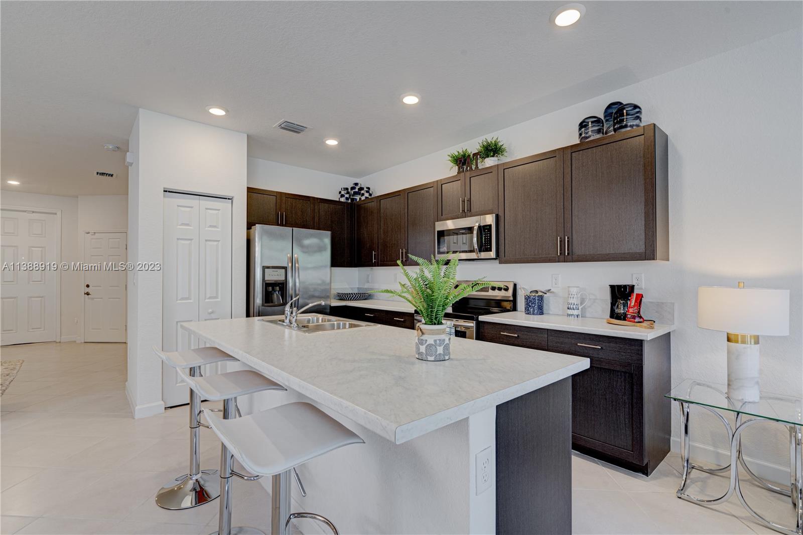 AQUABELLA NORTH - Residential
