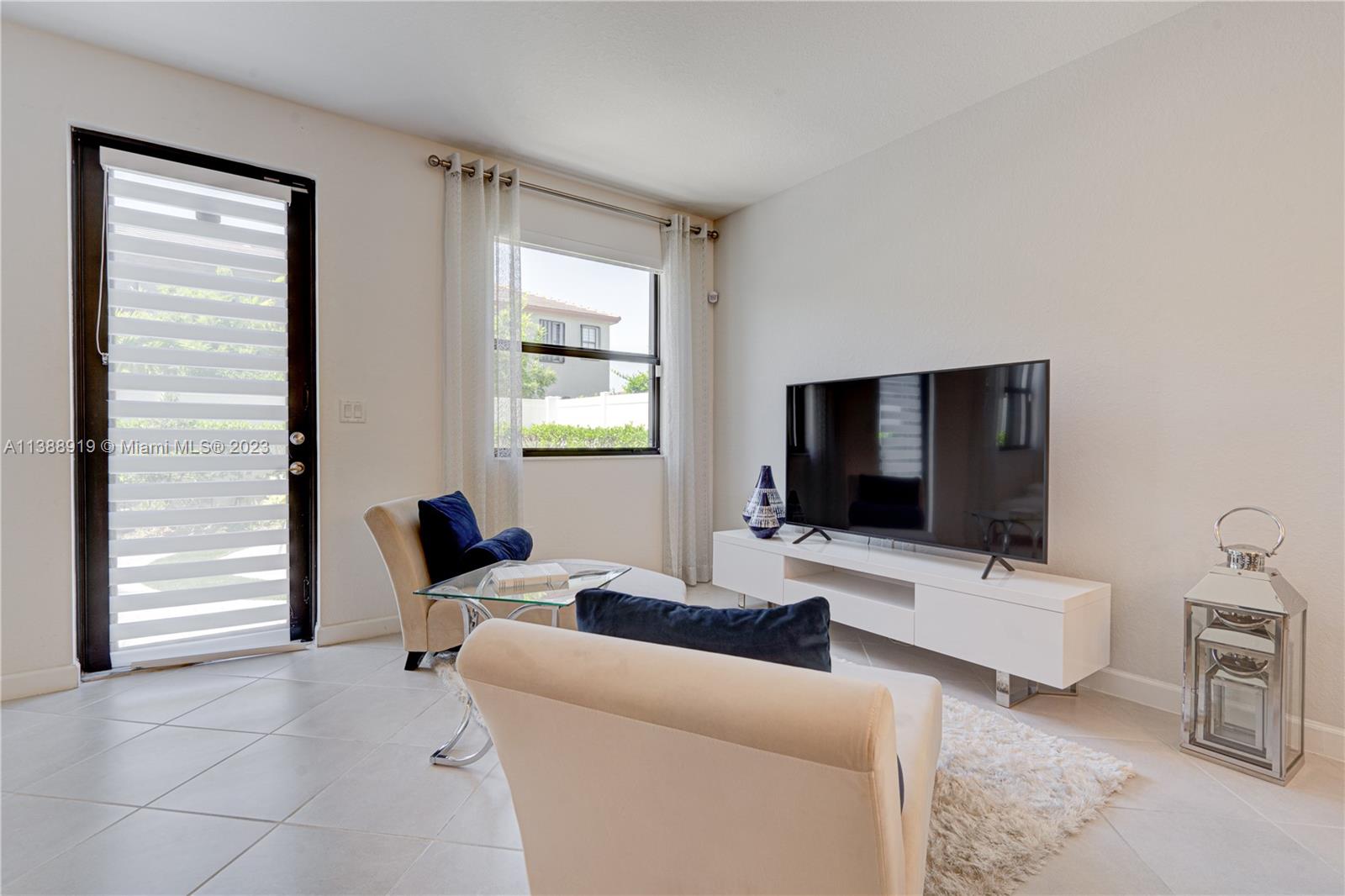 AQUABELLA NORTH - Residential