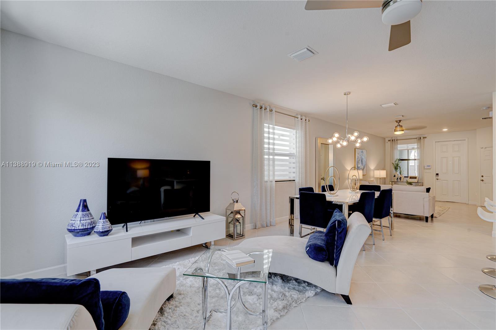 AQUABELLA NORTH - Residential