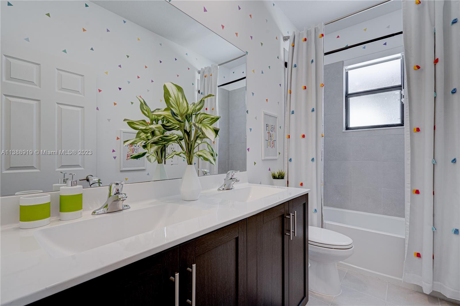AQUABELLA NORTH - Residential