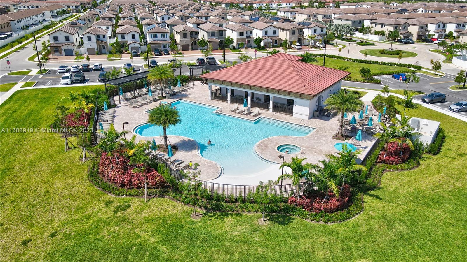 AQUABELLA NORTH - Residential