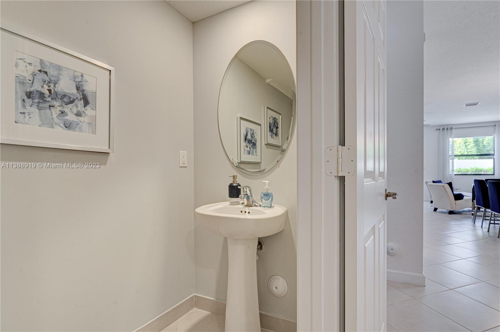 AQUABELLA NORTH - Residential