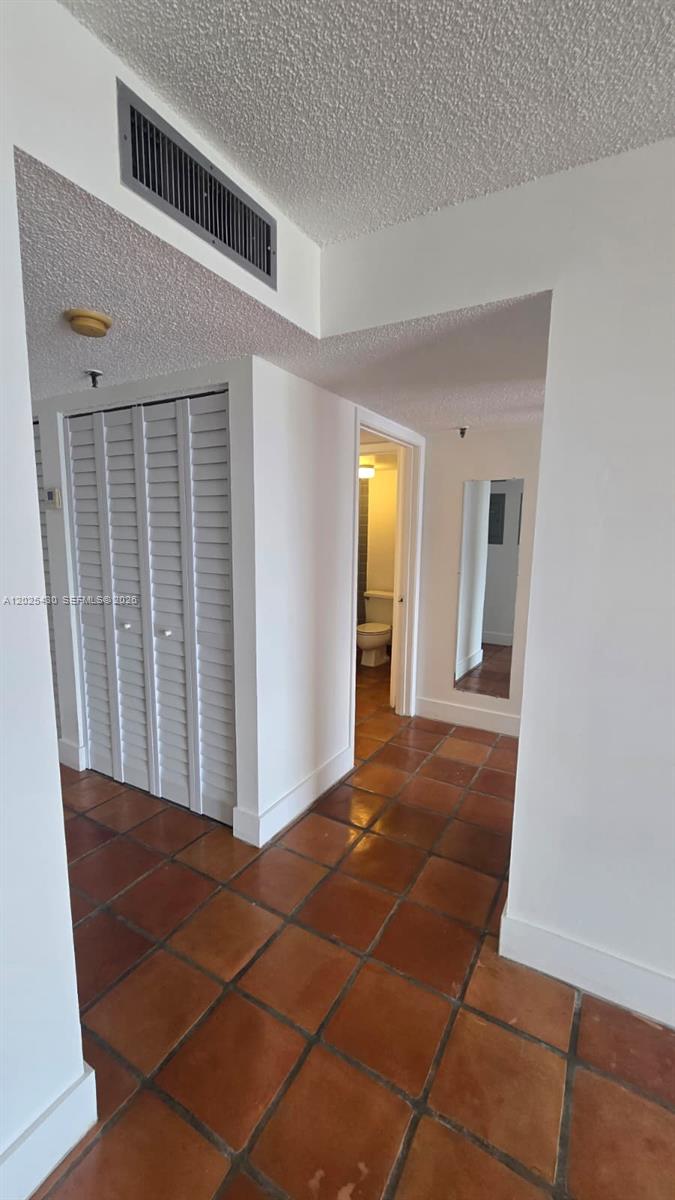 GOLFVIEW CL FONTAINBL PK - Residential Lease