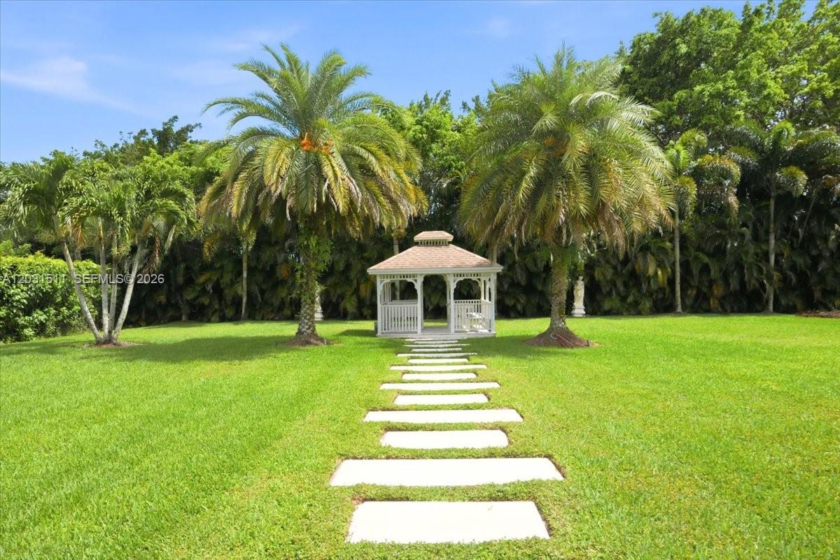 ESTATES OF HIDDEN ACRES - Residential