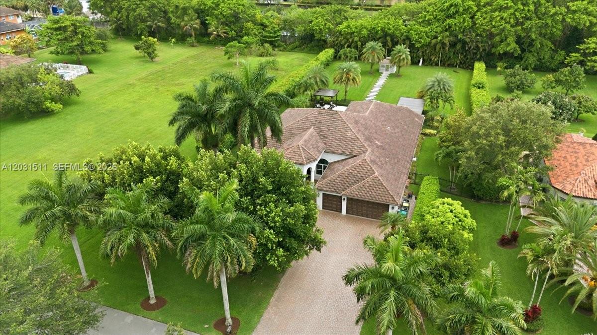 ESTATES OF HIDDEN ACRES - Residential