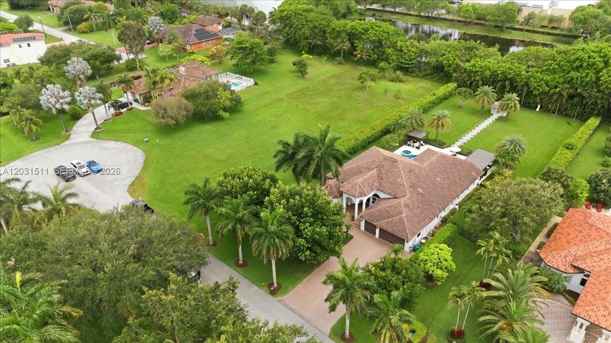 ESTATES OF HIDDEN ACRES - Residential