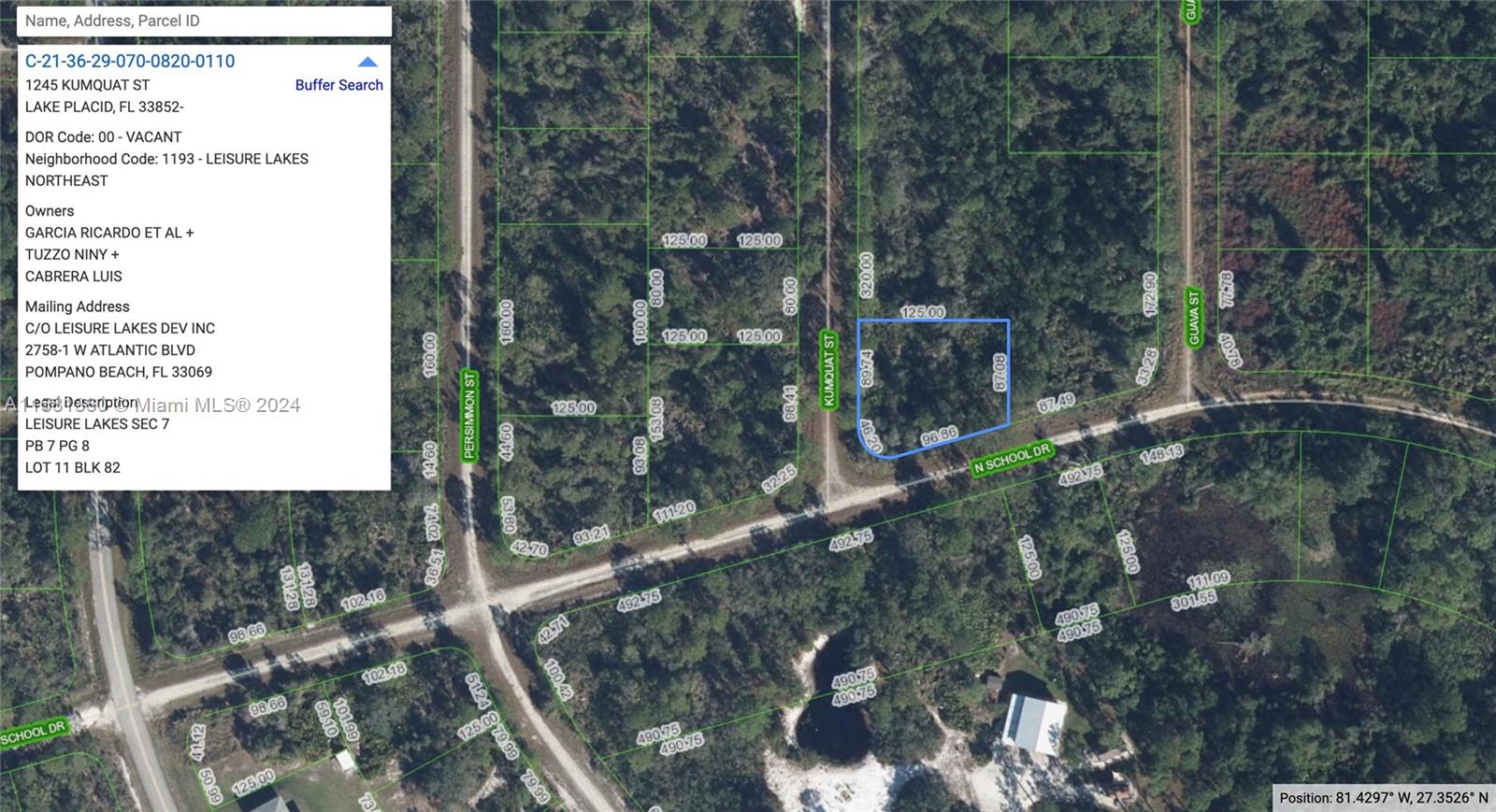 LARGE CORNER LOT NEAR LAKE PLACID LAKES. NEAR MAJOR ROADS AND LARGE HOMES. BUILD YOUR DREAM HOME IN THIS WONDERFUL GETAWAY TOWN. PACKAGE DEAL AVAILABLE.