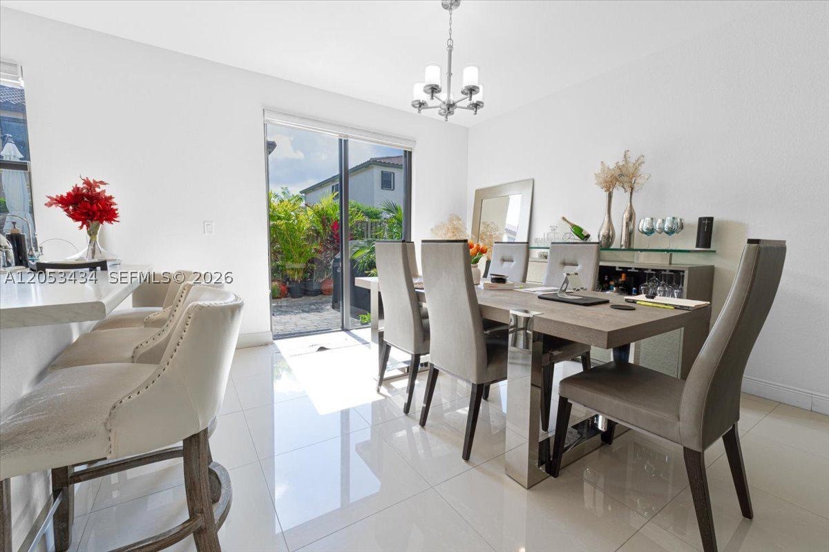COCO PALM ESTATES - Residential