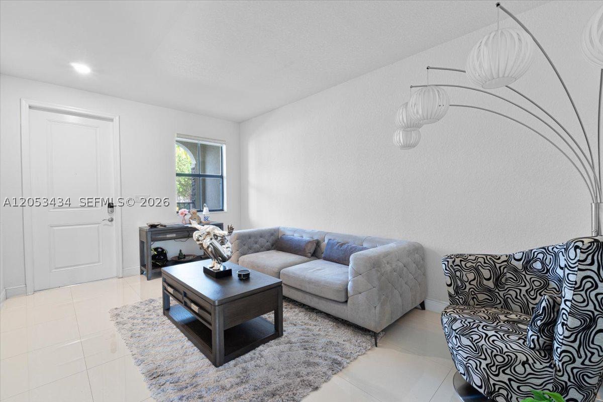 COCO PALM ESTATES - Residential