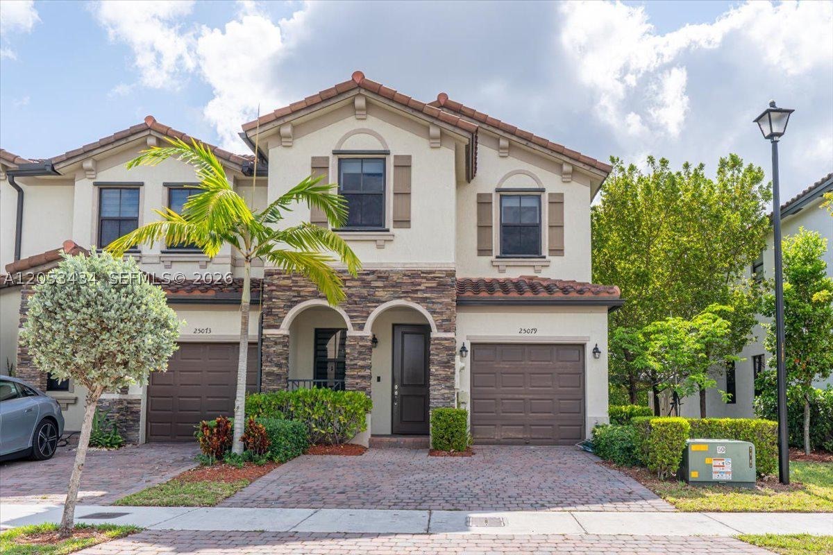COCO PALM ESTATES - Residential