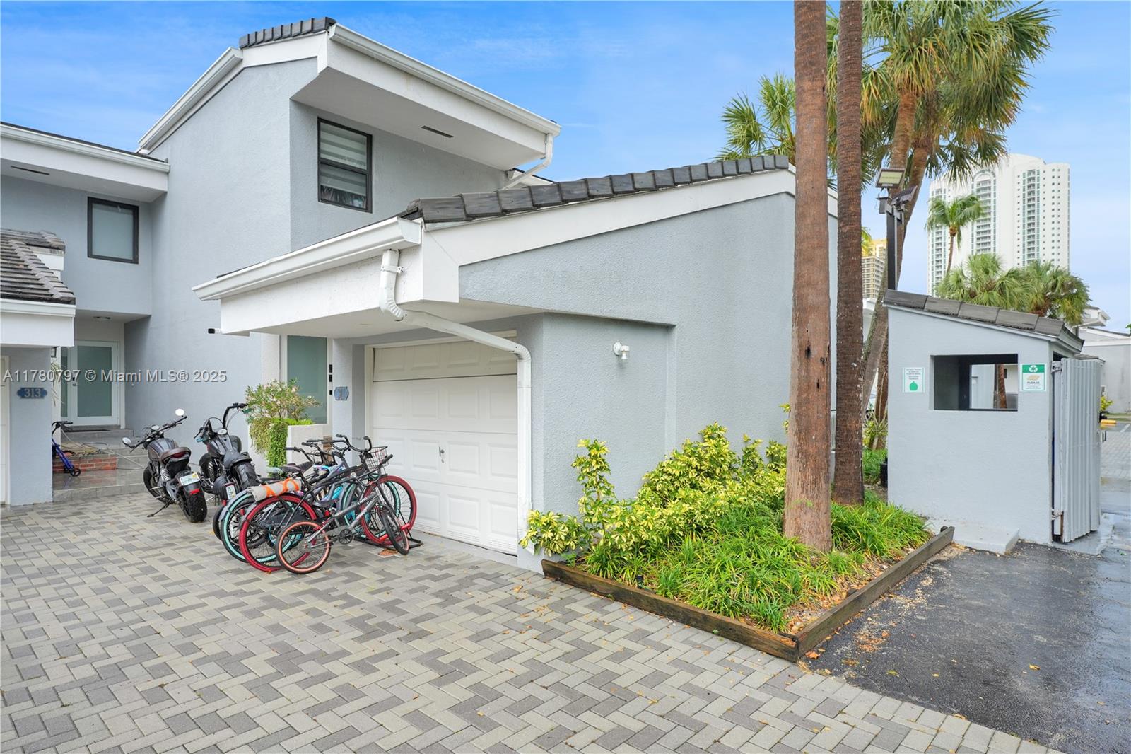 POINCIANA IS YT & RCQ CLU - Residential