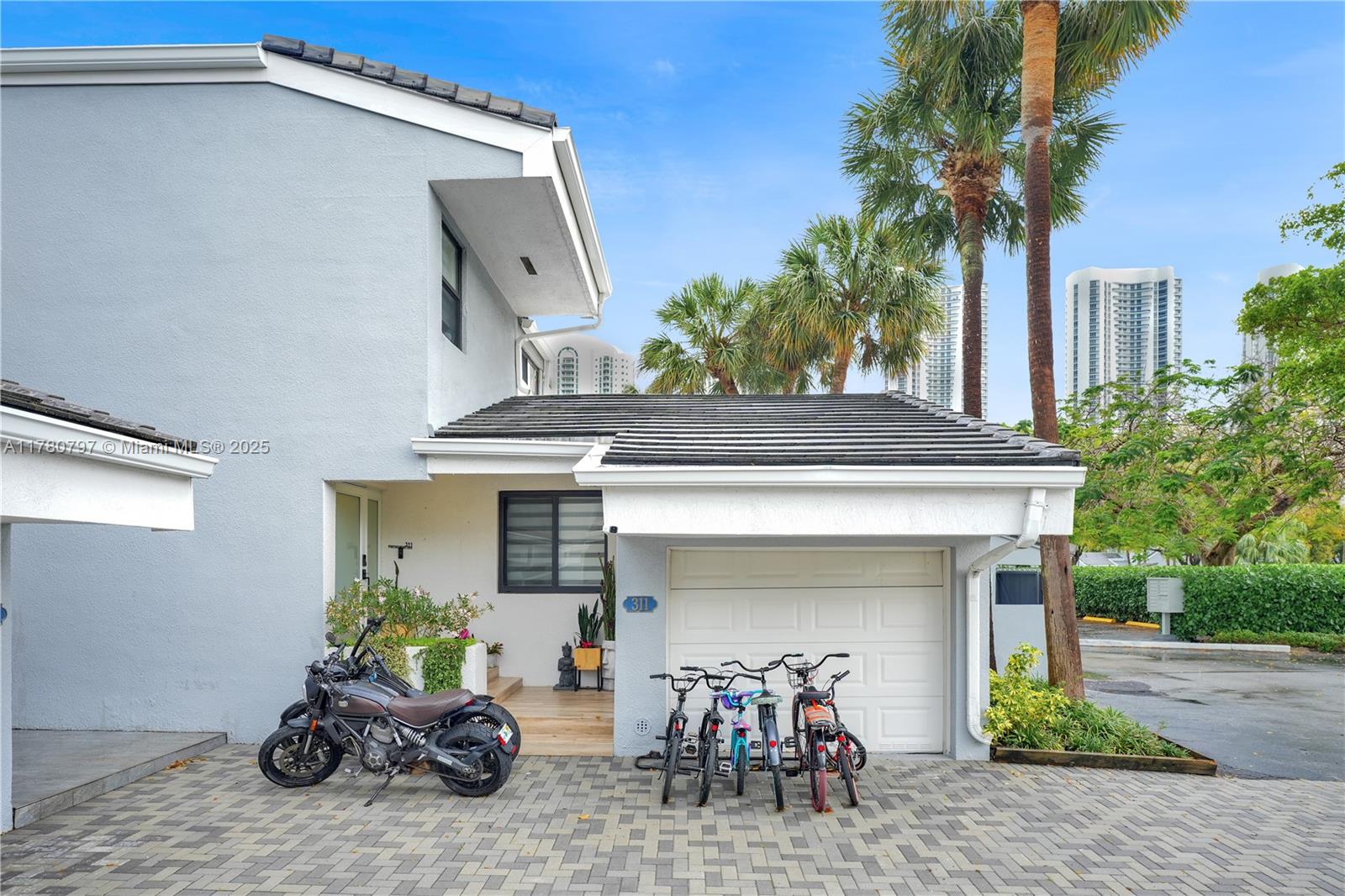 POINCIANA IS YT & RCQ CLU - Residential