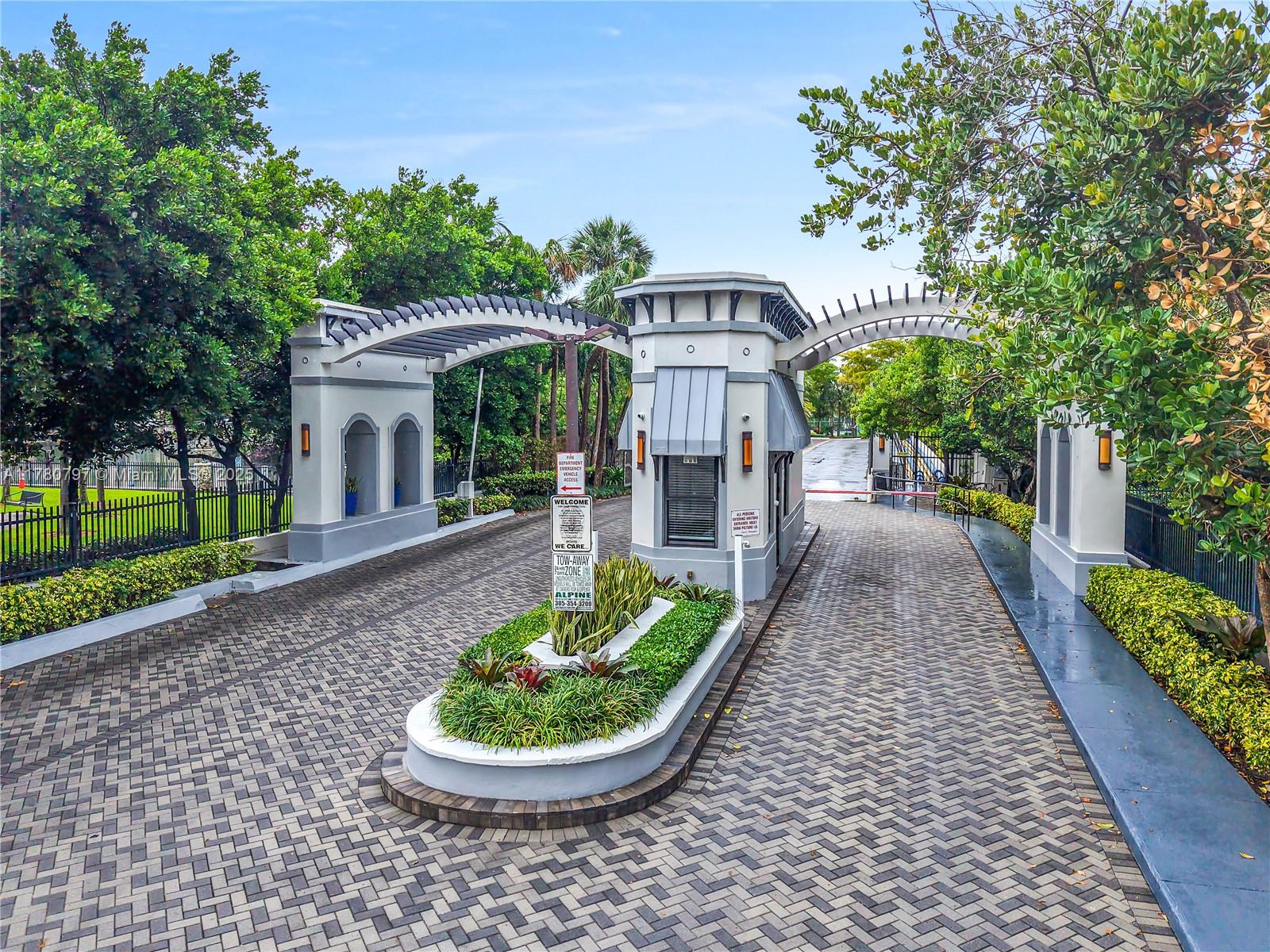 POINCIANA IS YT & RCQ CLU - Residential