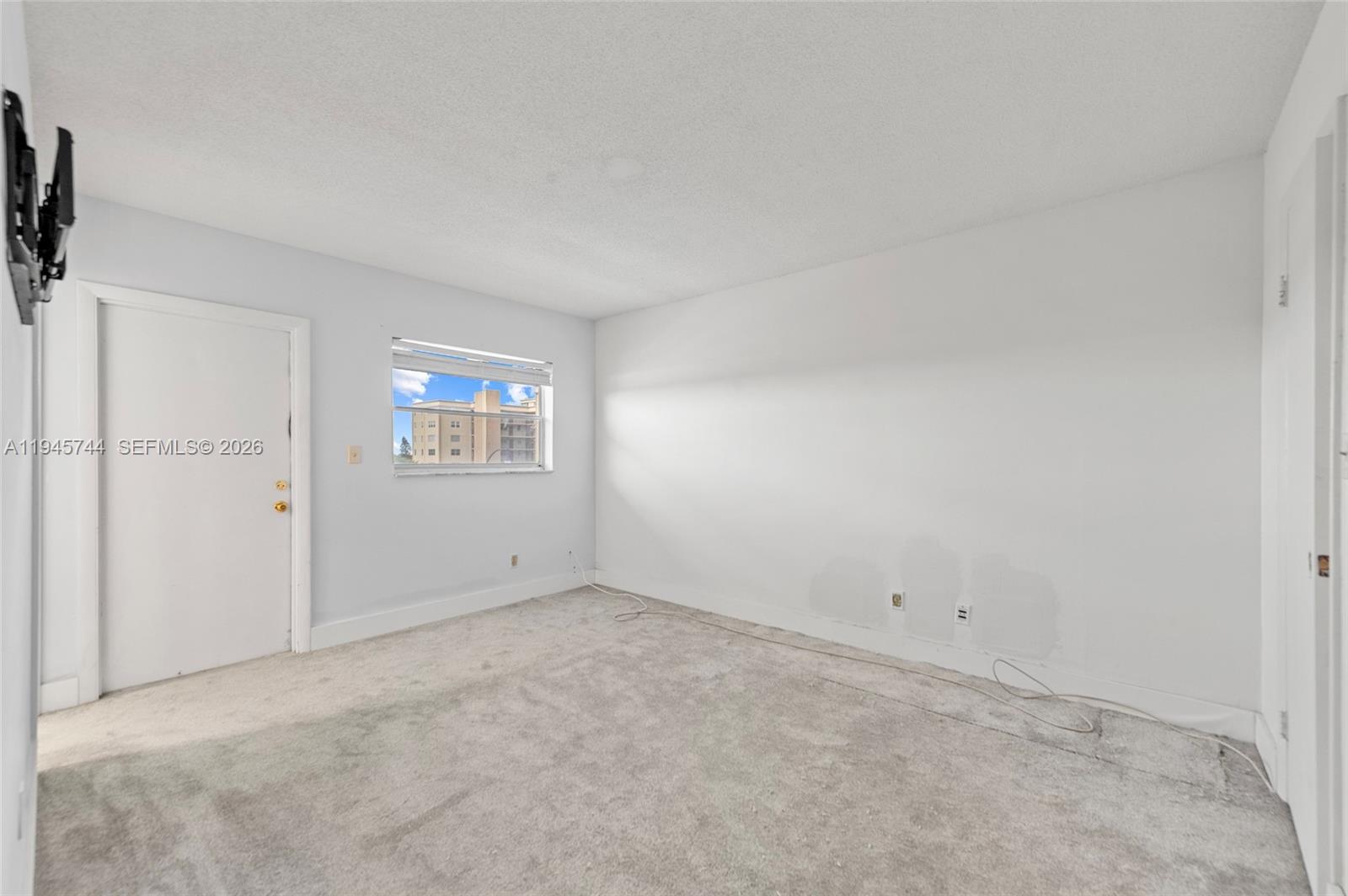 WINTER HAVEN TOWERS CONDO - Residential