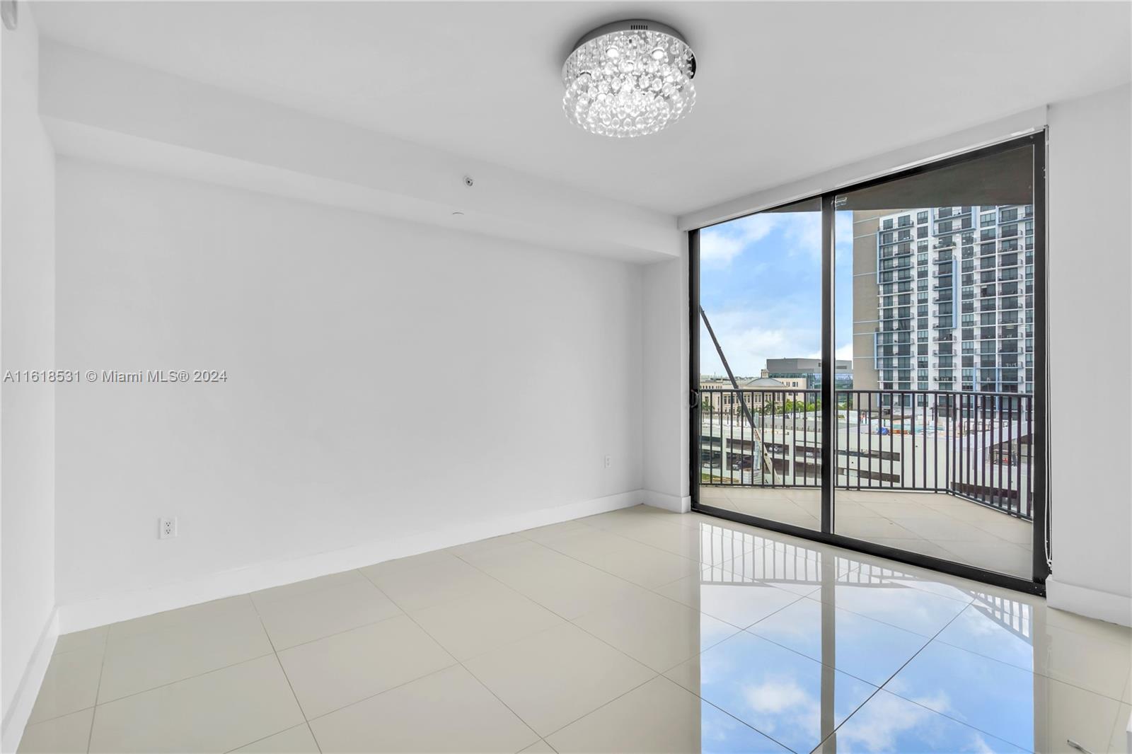 5252 PASEO CONDO - Residential