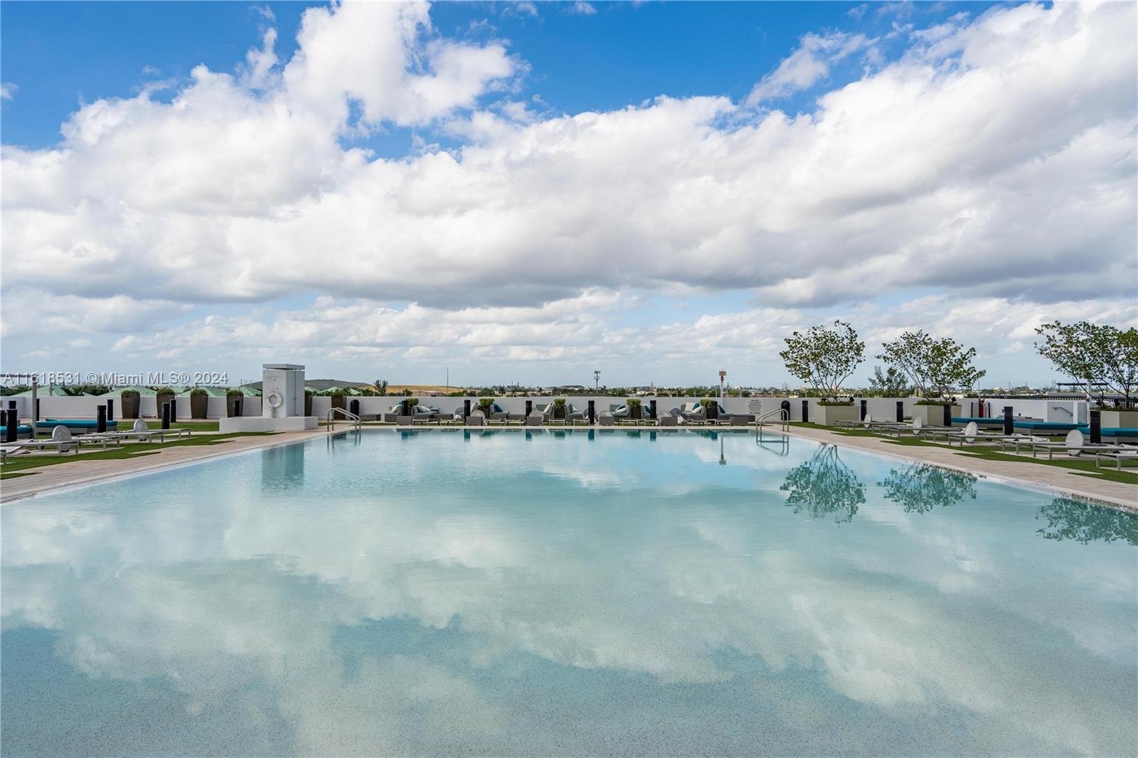 5252 PASEO CONDO - Residential