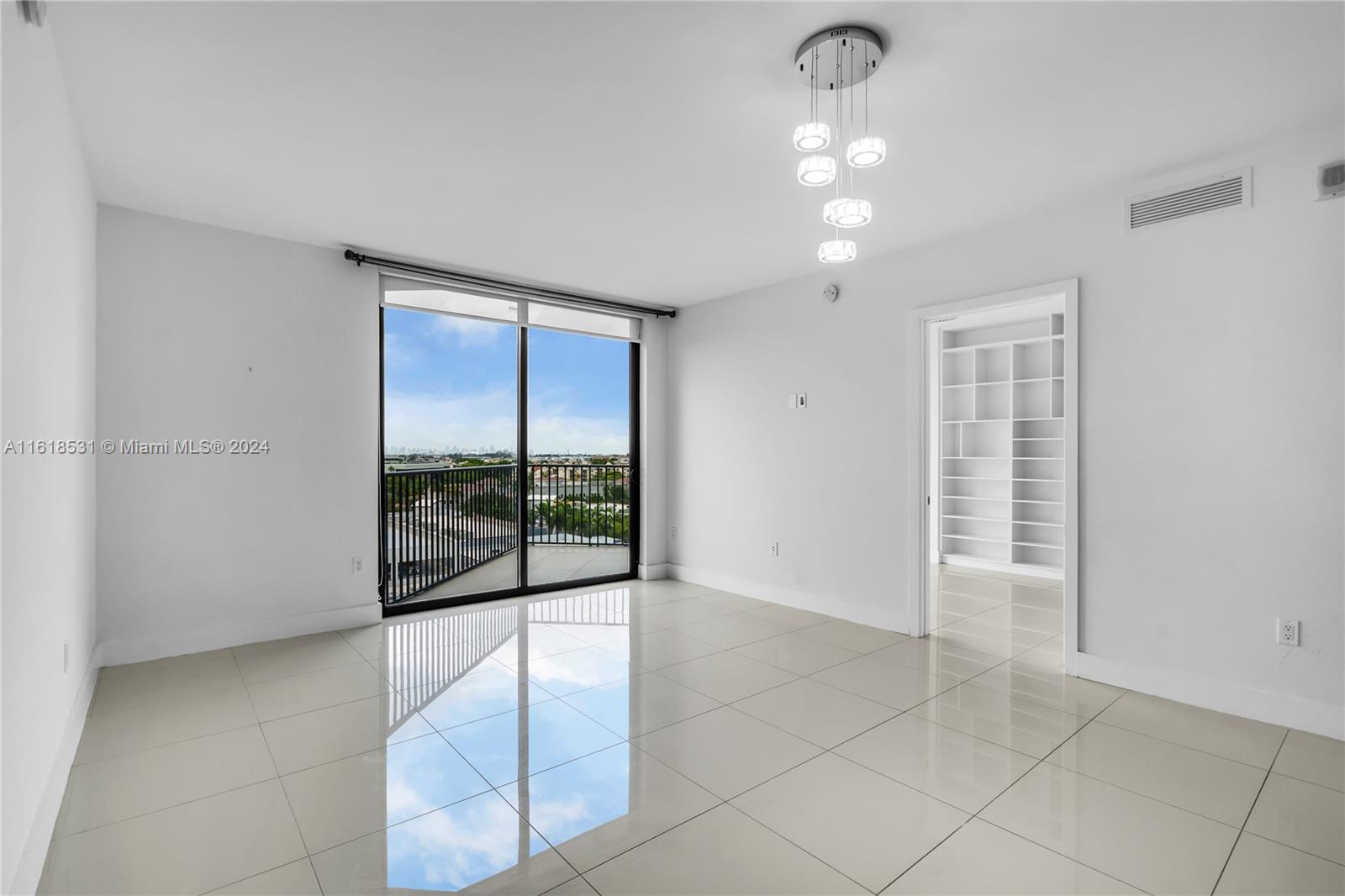 5252 PASEO CONDO - Residential