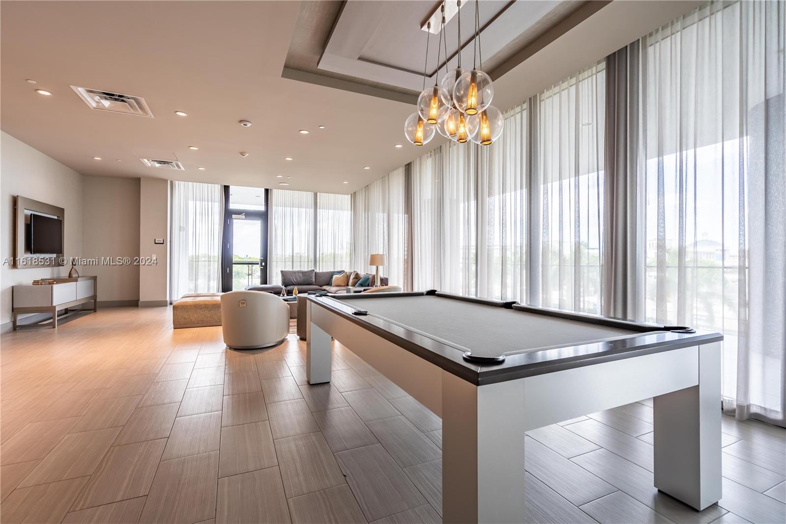 5252 PASEO CONDO - Residential