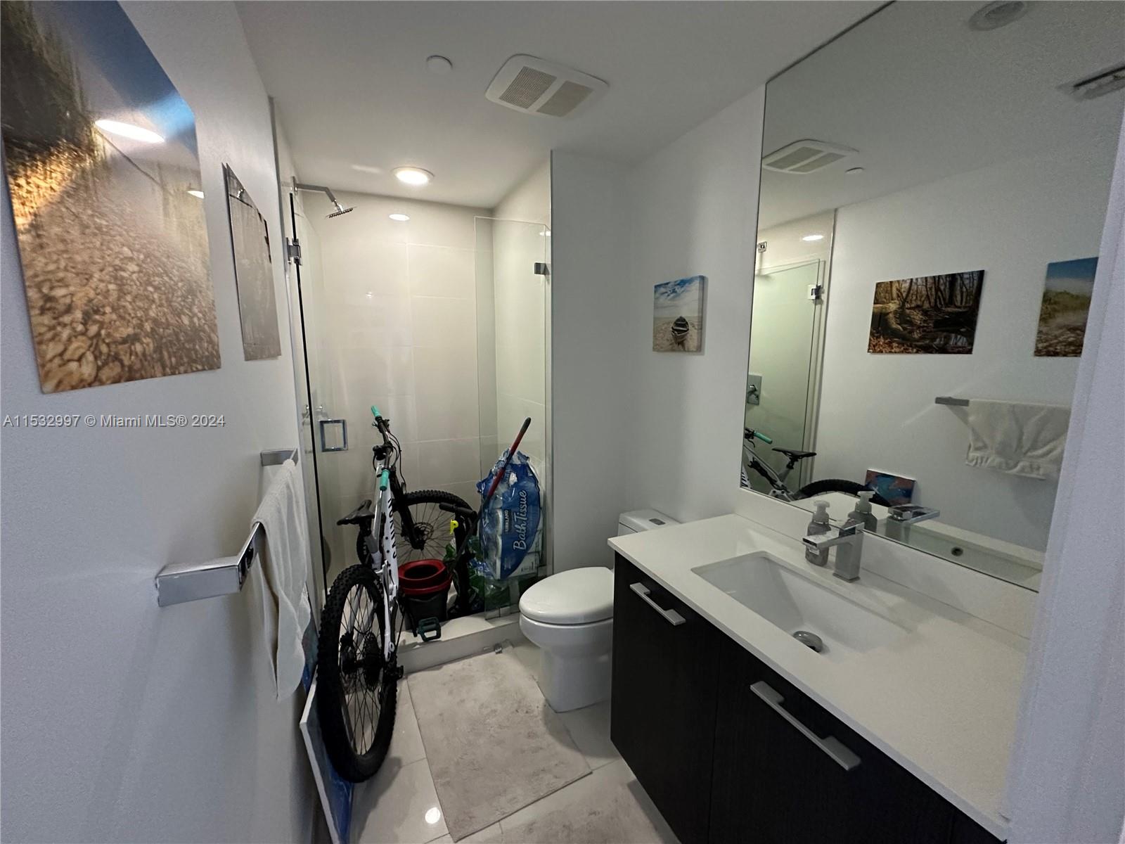 BRICKELL HEIGHTS EAST CON - Residential Lease
