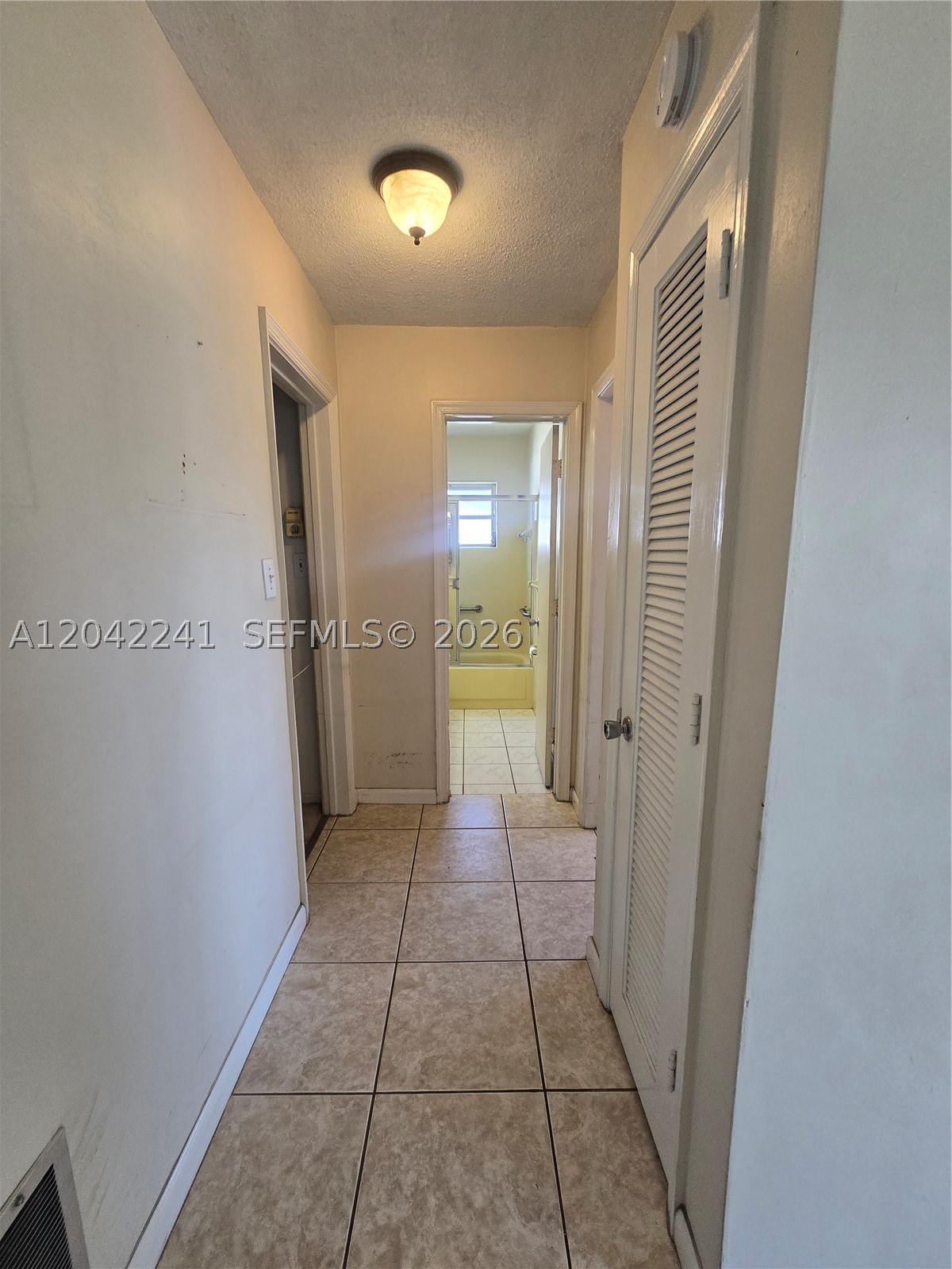 MAINLANDS OF TAMARAC LAKE - Residential