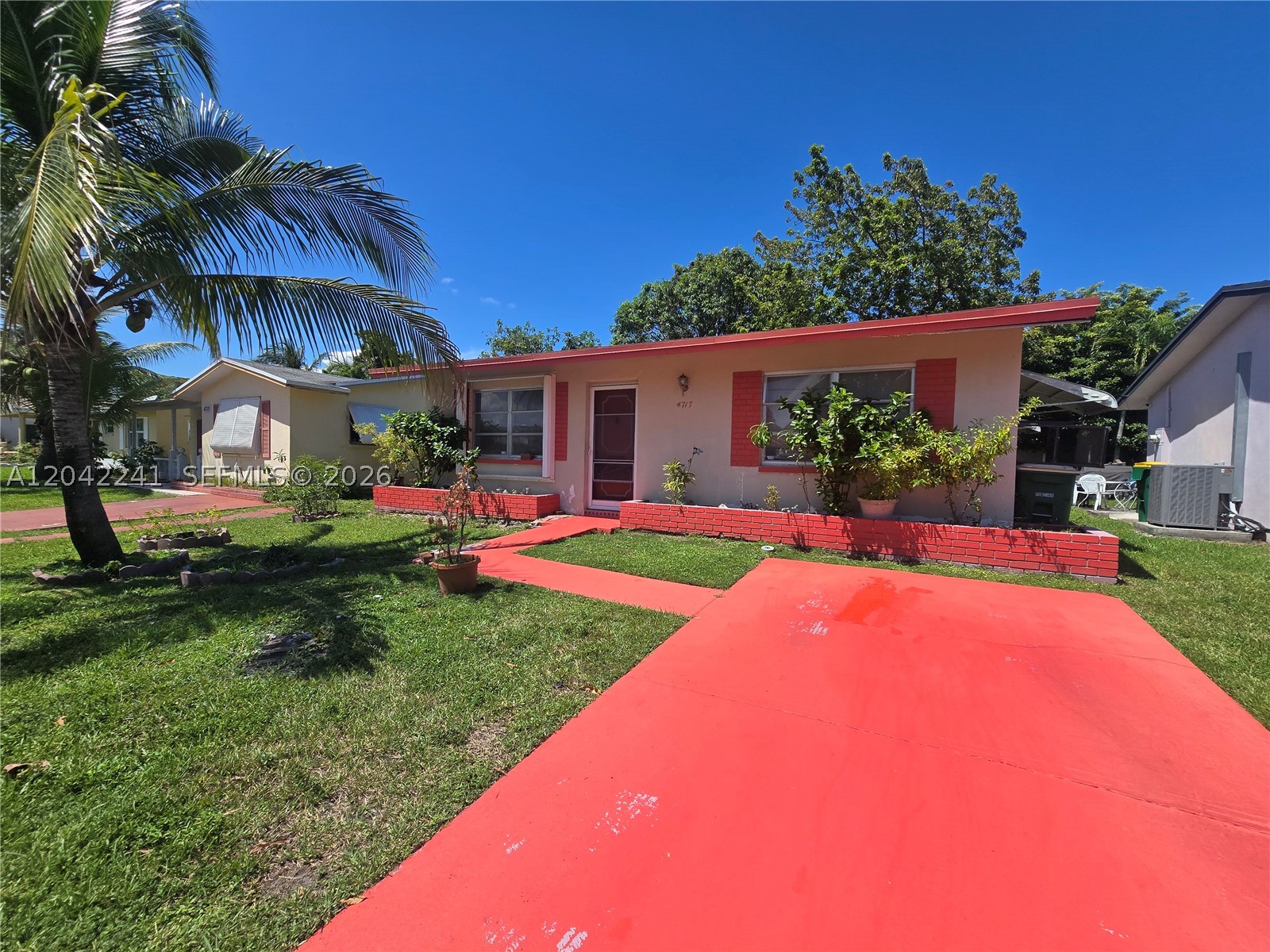 MAINLANDS OF TAMARAC LAKE - Residential