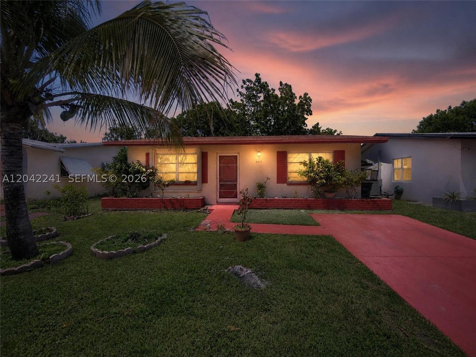 MAINLANDS OF TAMARAC LAKE - Residential