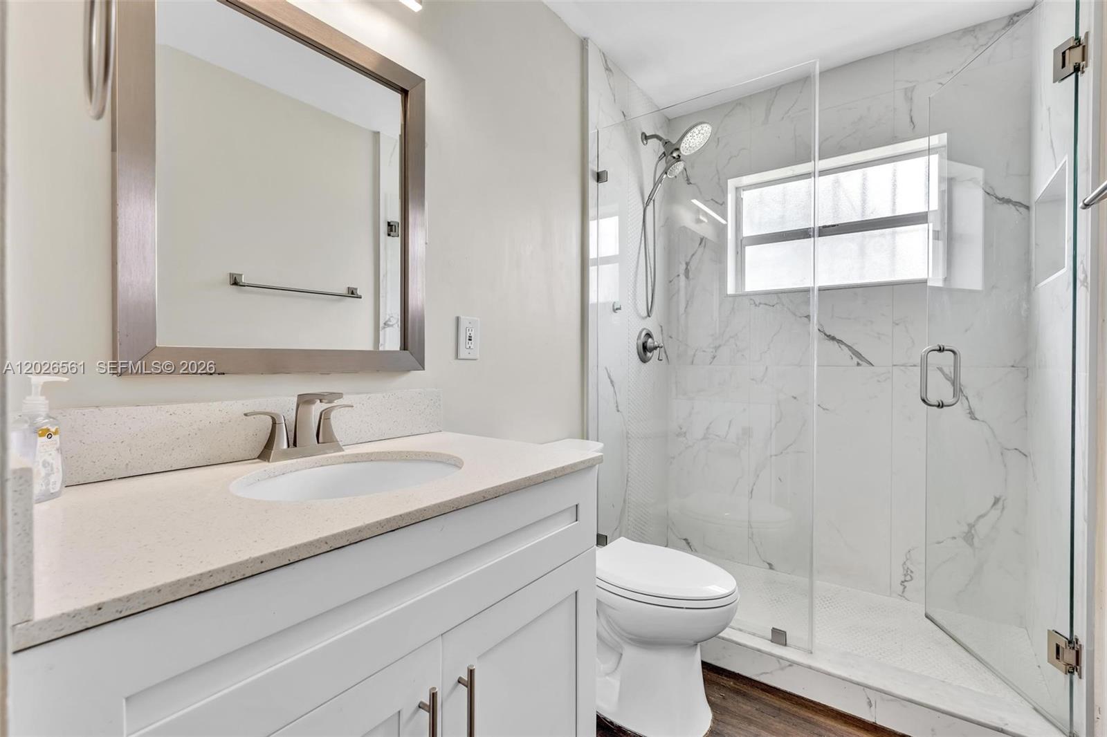 LAKE LUCERNE SEC 1 - Residential Lease
