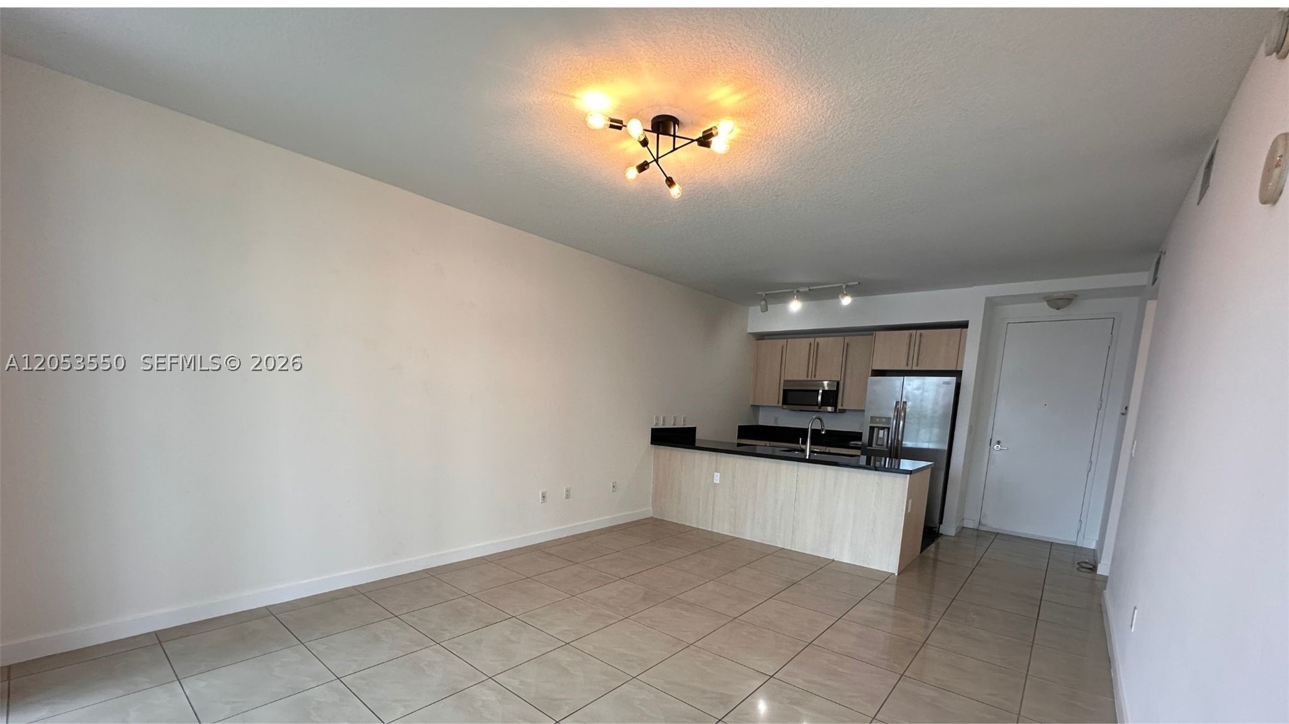 THE AXIS ON BRICKELL COND - Residential Lease