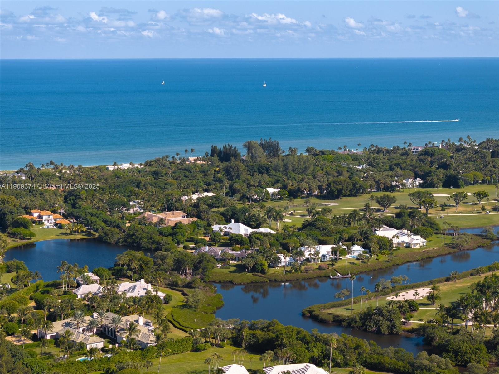 Jupiter Island - Residential