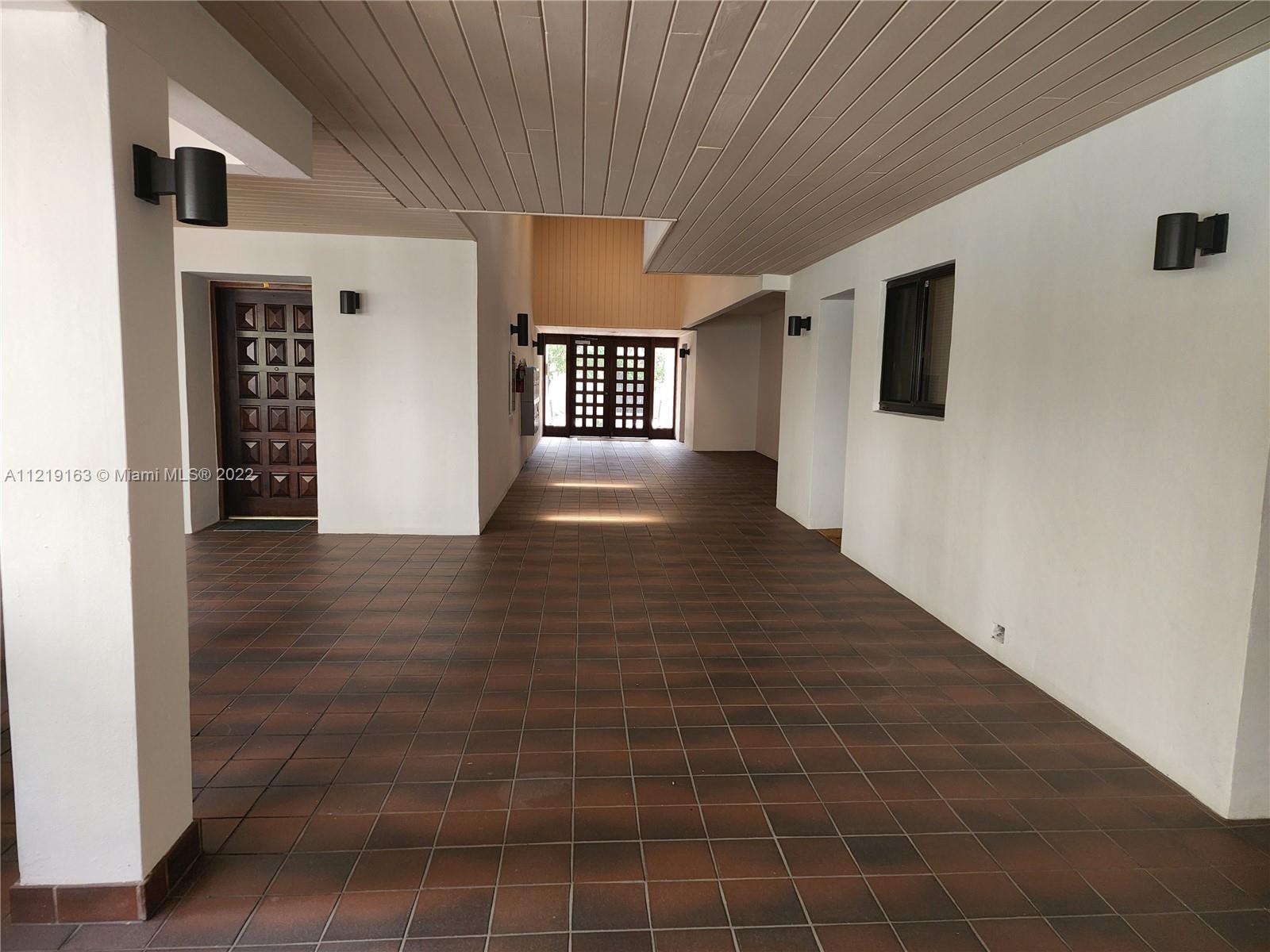 BILTMORE COURT VILLAS CON - Residential Lease