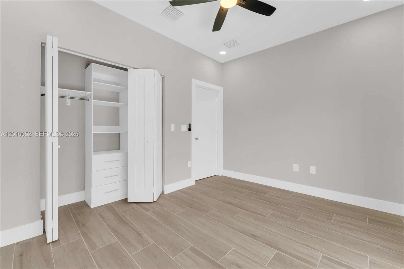 17TH AVE MANOR - Residential Income