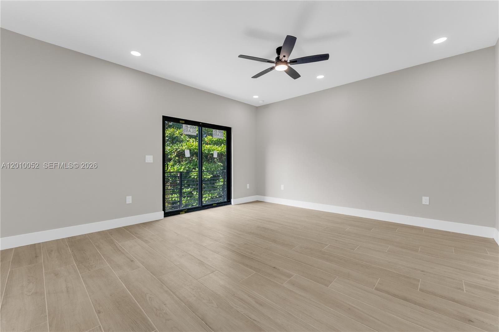 17TH AVE MANOR - Residential Income