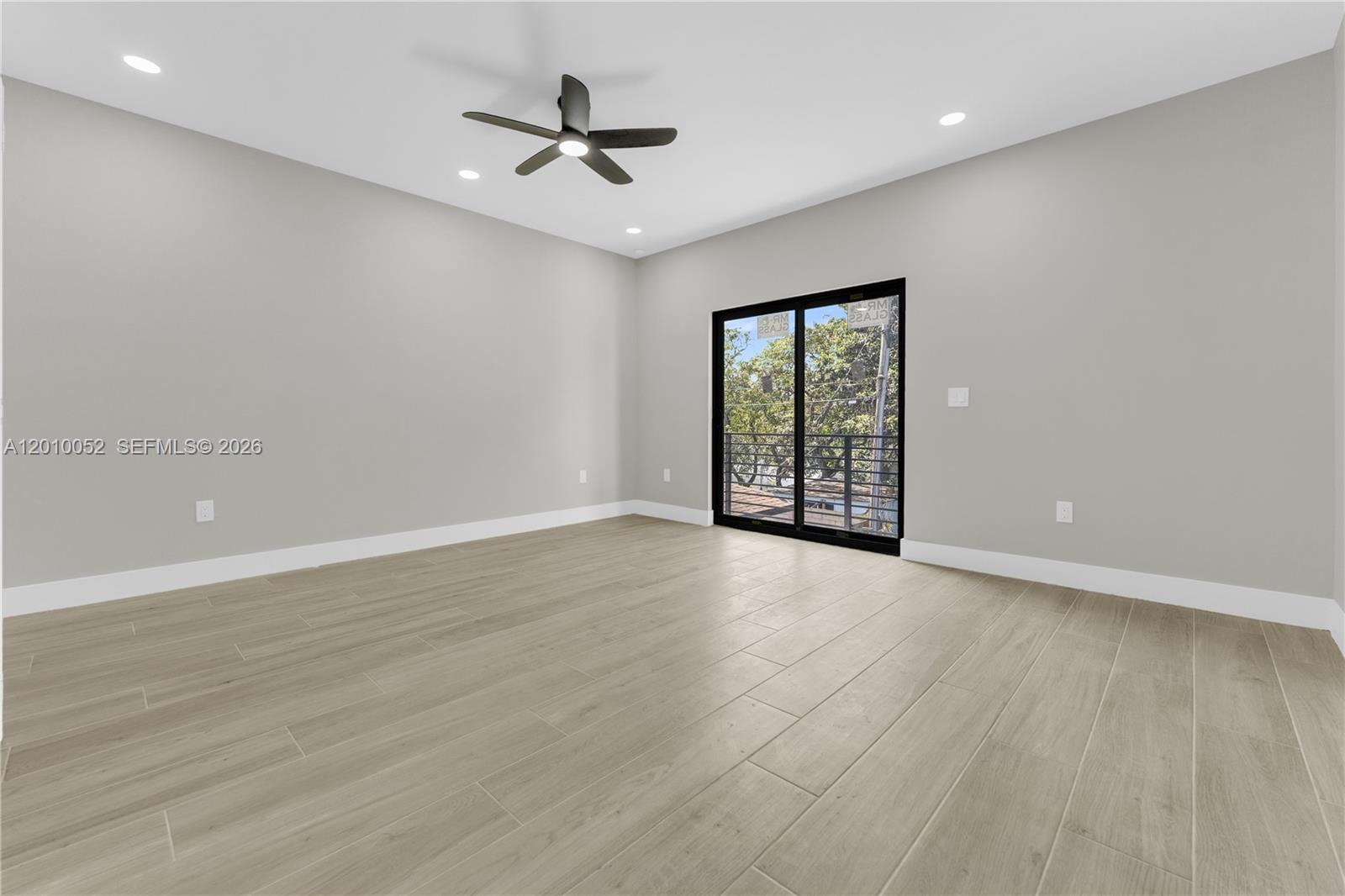17TH AVE MANOR - Residential Income