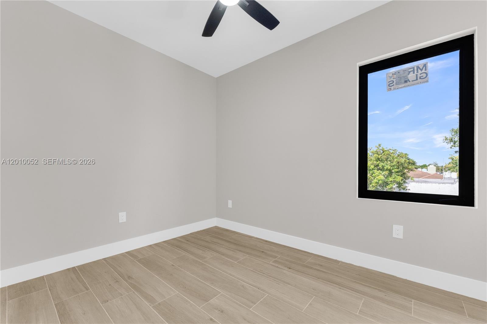 17TH AVE MANOR - Residential Income