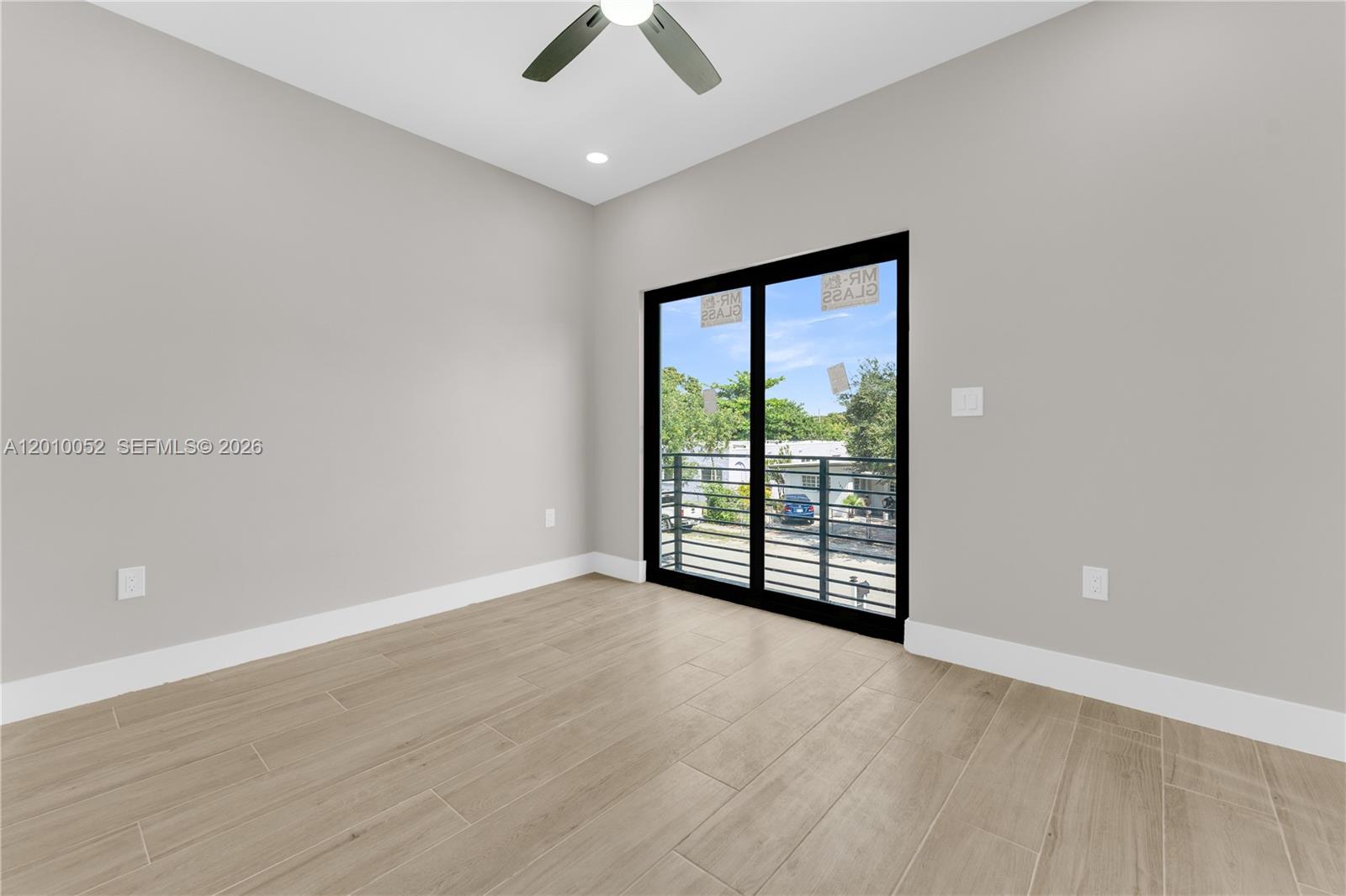 17TH AVE MANOR - Residential Income