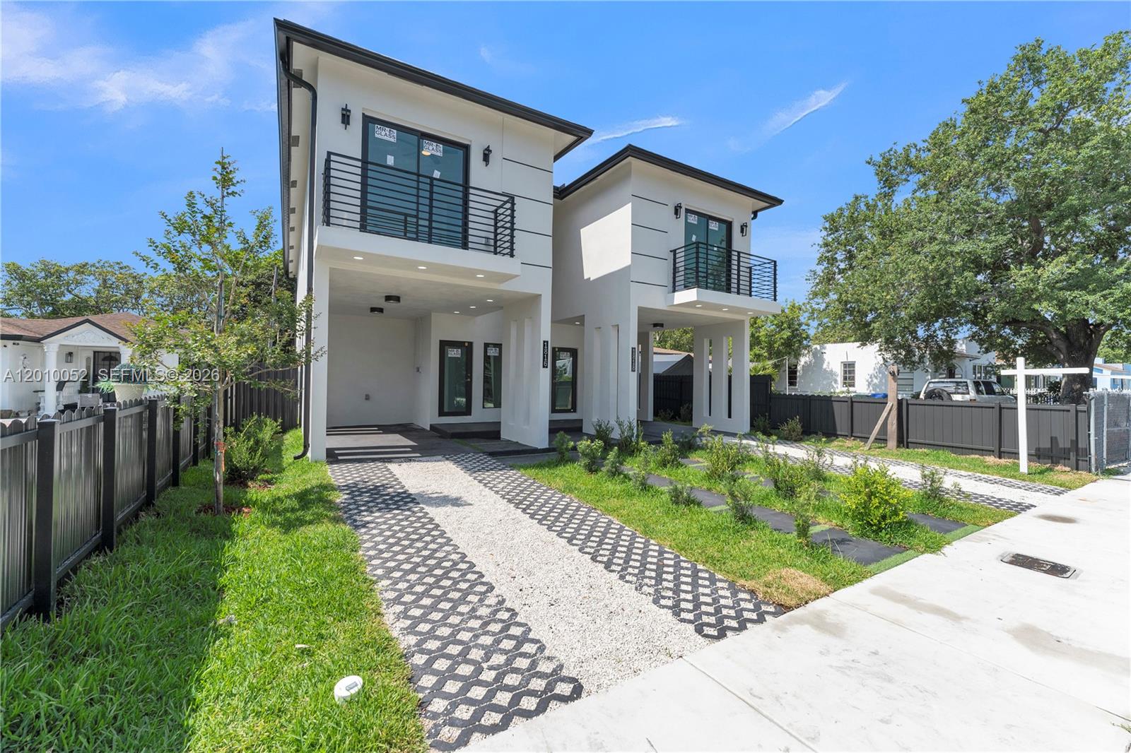 17TH AVE MANOR - Residential Income