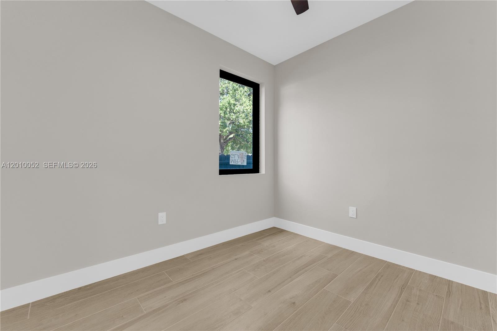 17TH AVE MANOR - Residential Income