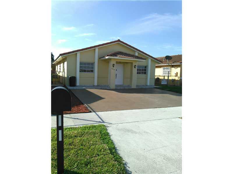 ROBLES GARDENS 5TH ADDN - Residential Lease
