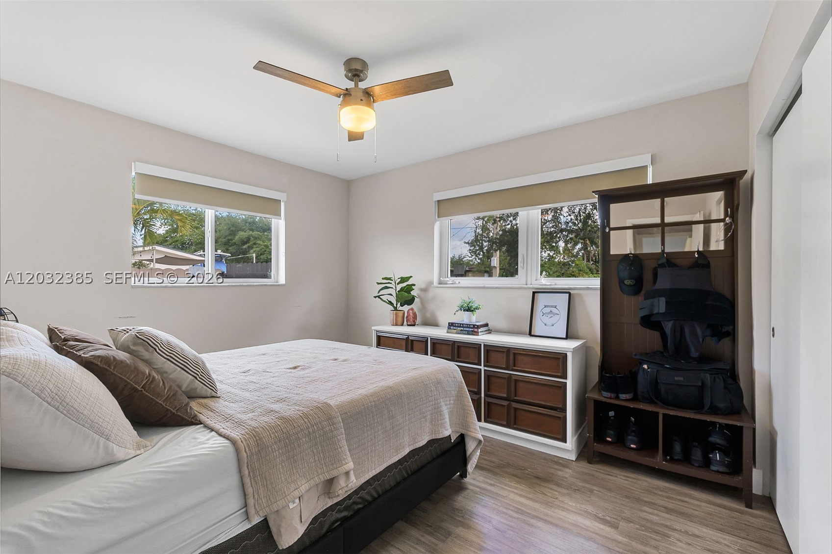 HOLLYWOOD HILLS AMEN PLAT - Residential