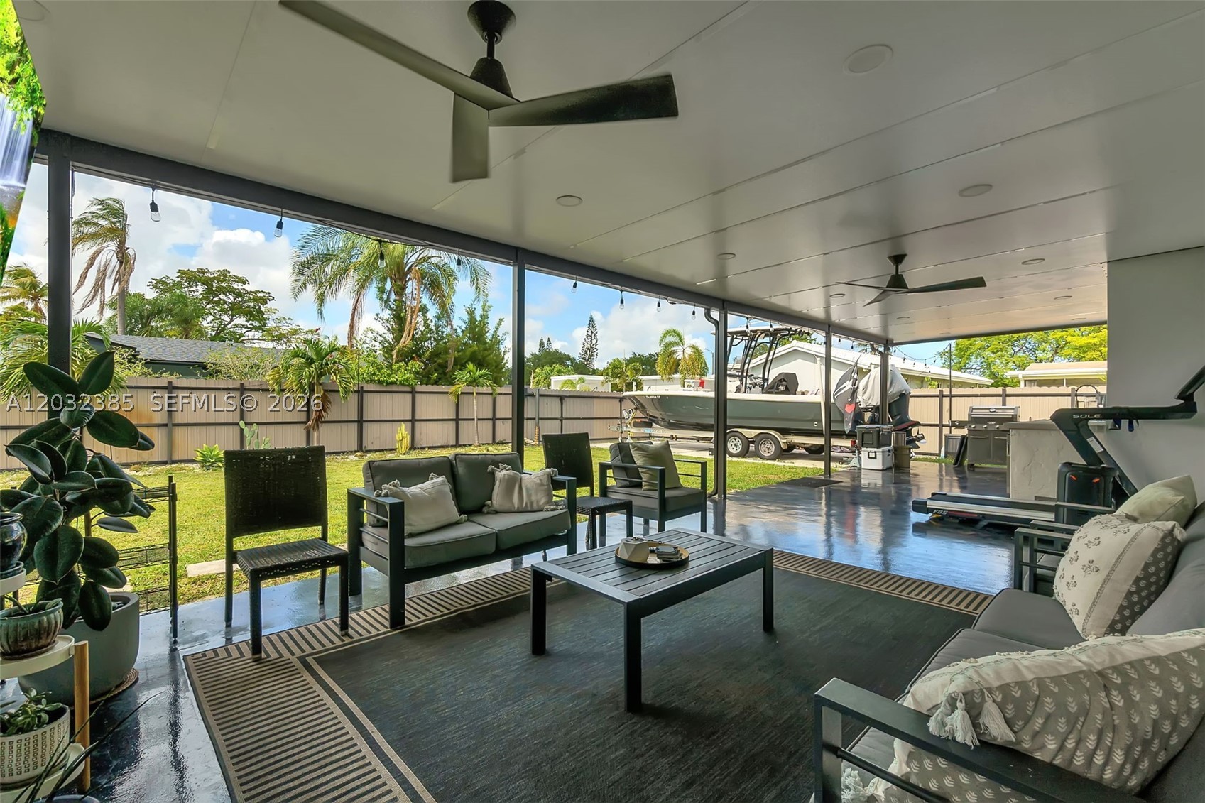 HOLLYWOOD HILLS AMEN PLAT - Residential