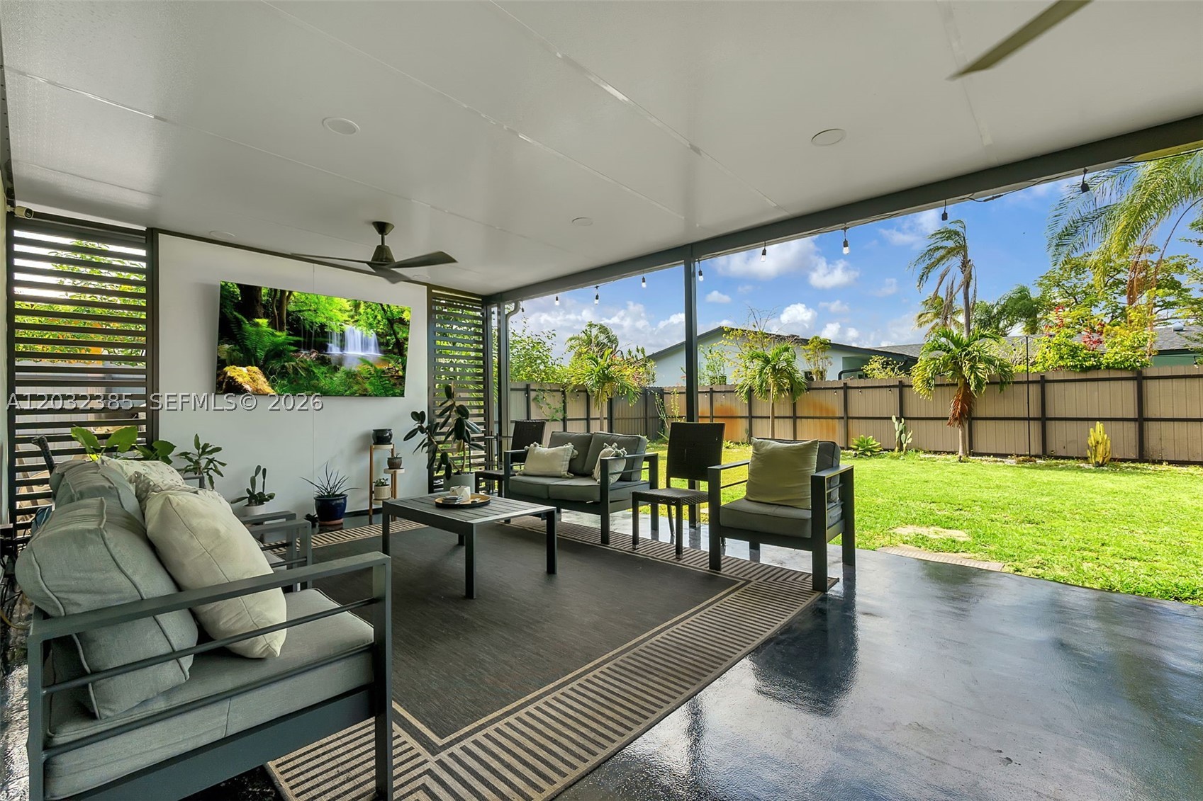 HOLLYWOOD HILLS AMEN PLAT - Residential