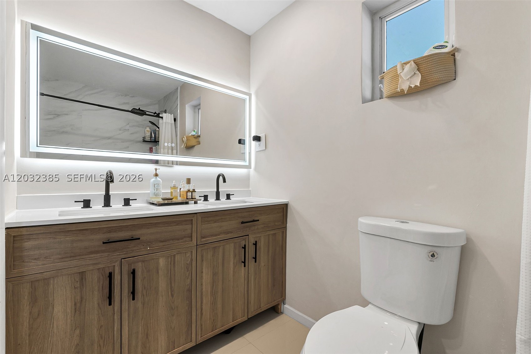 HOLLYWOOD HILLS AMEN PLAT - Residential