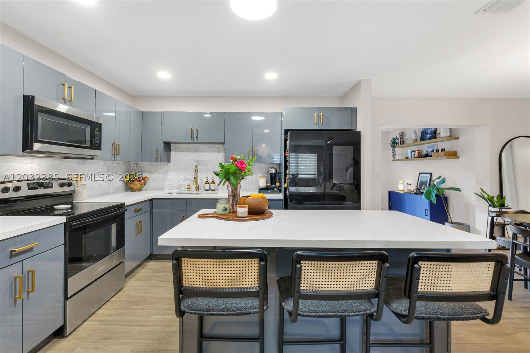 HOLLYWOOD HILLS AMEN PLAT - Residential