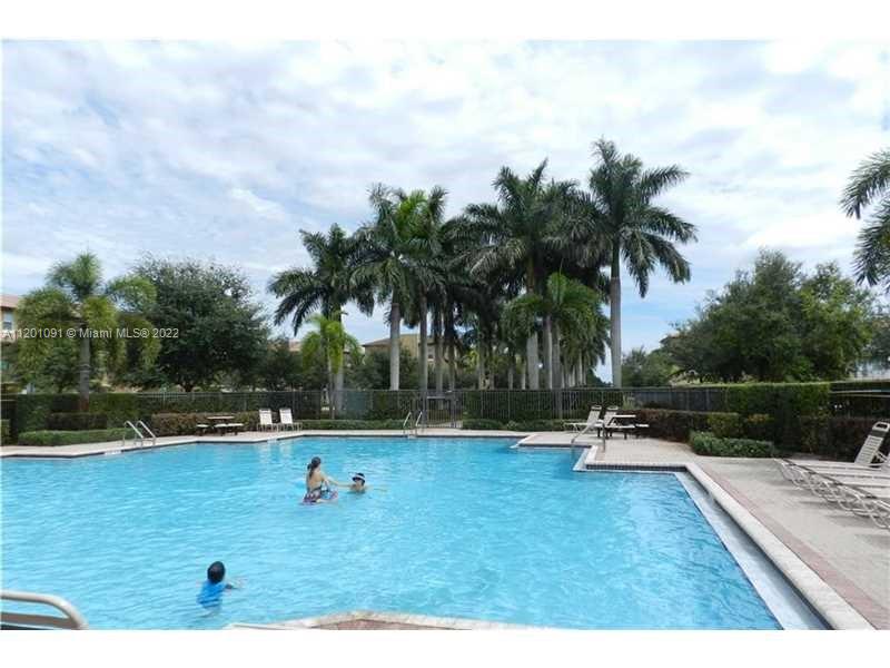 MEADOW PINES - Residential