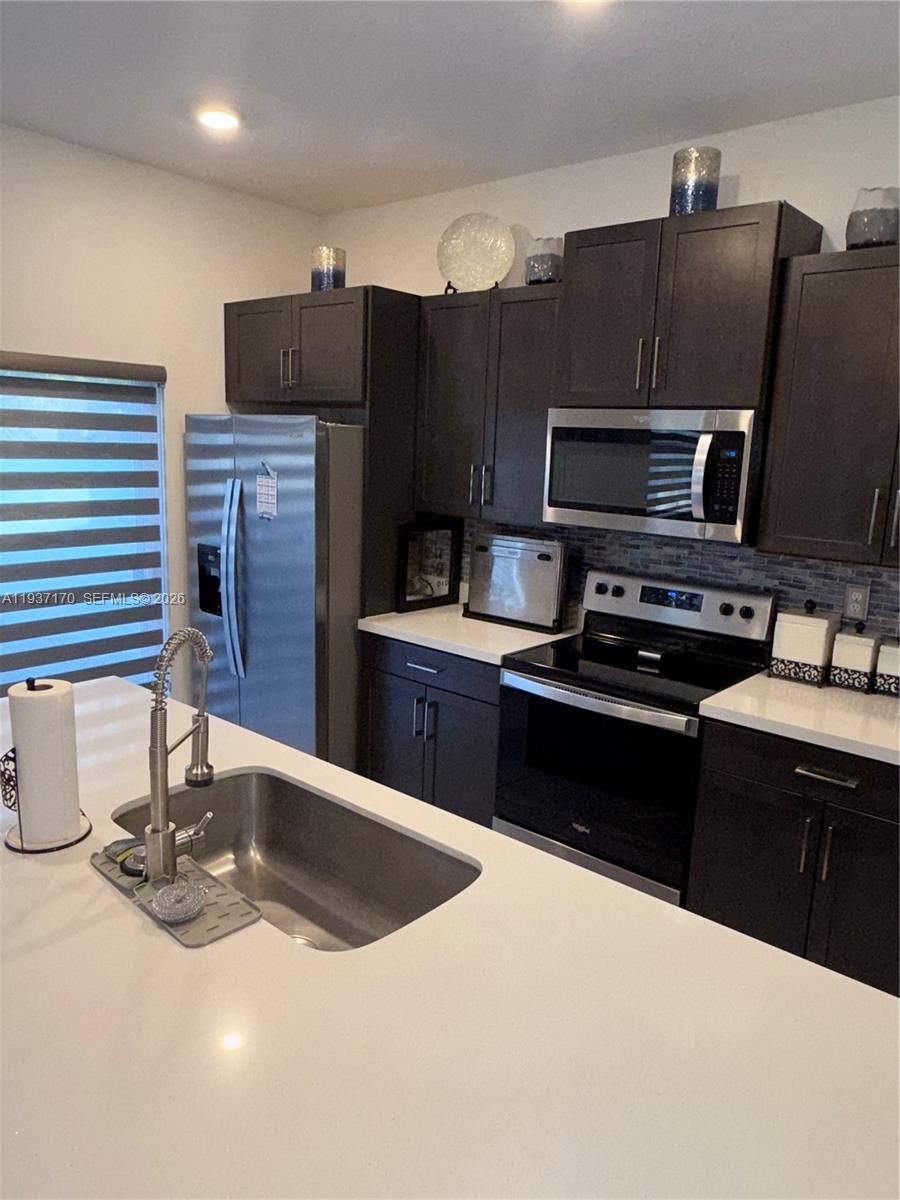 CEDAR AT KEYS GATE - Residential Lease