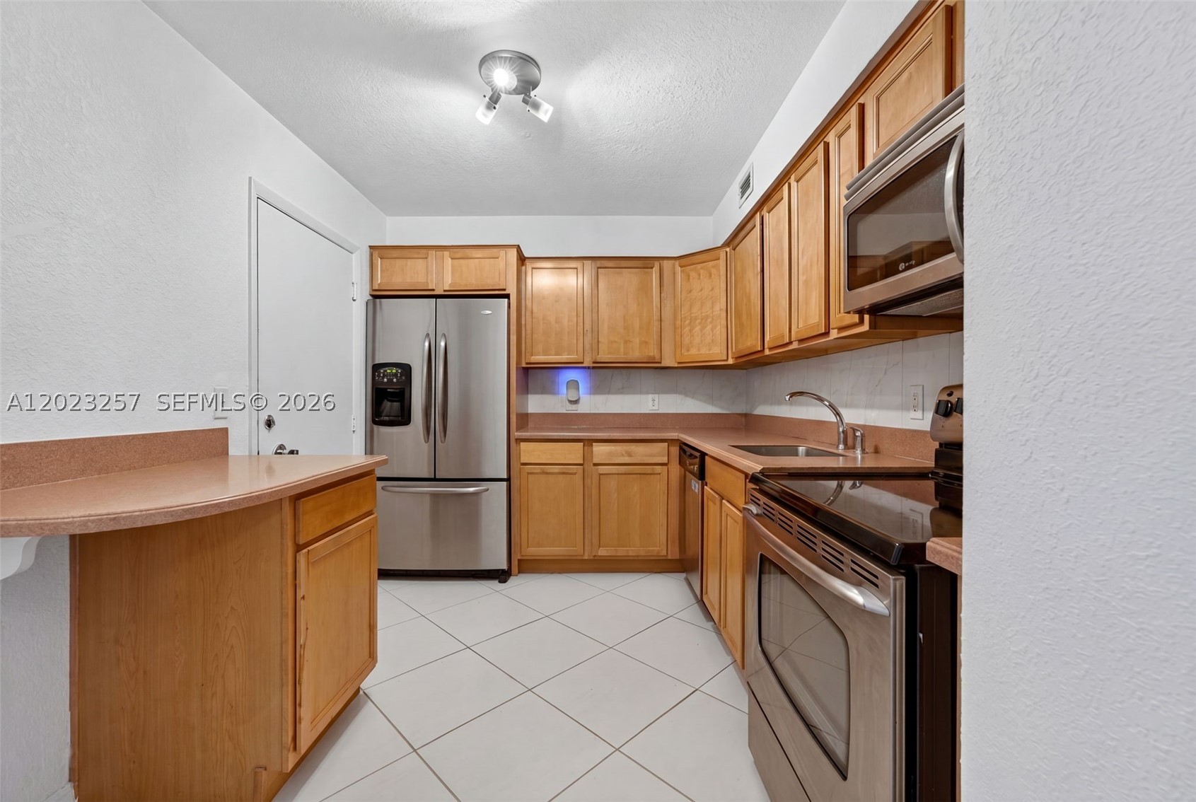 AQUASOL CONDO - Residential