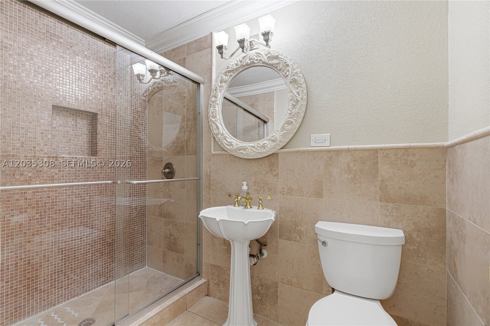 CORAL SPRINGS COUNTRY CLU - Residential