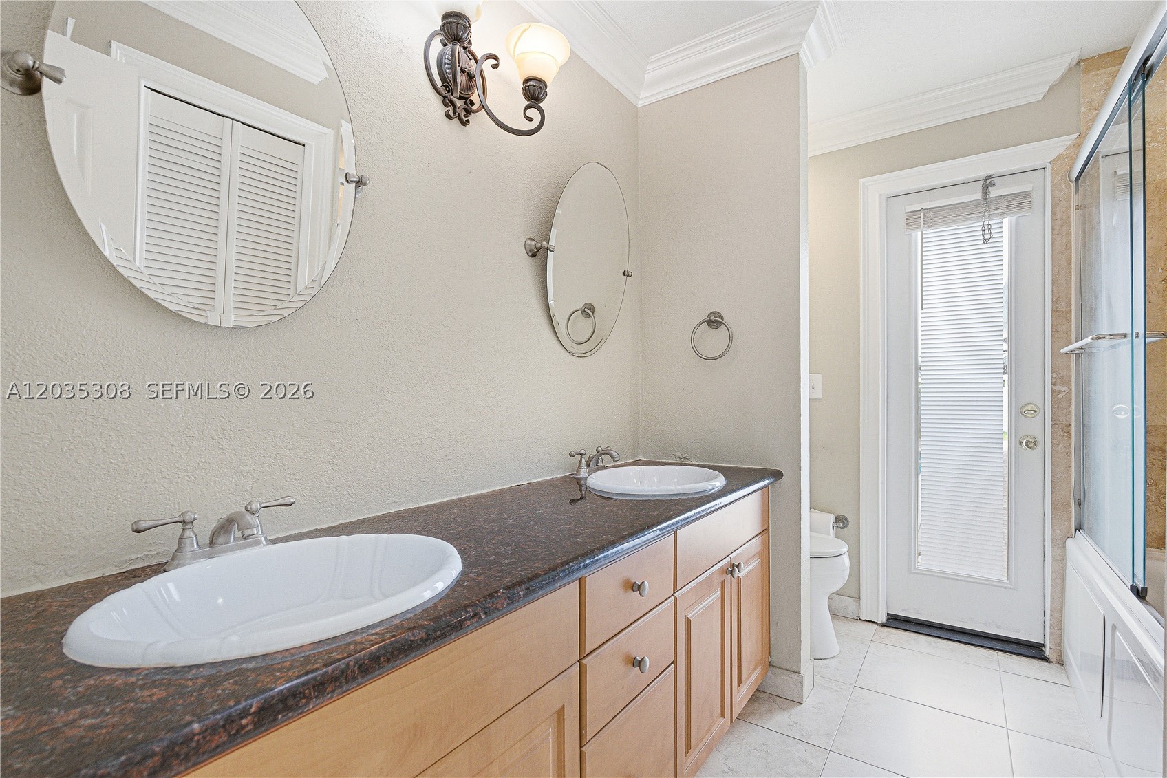 CORAL SPRINGS COUNTRY CLU - Residential